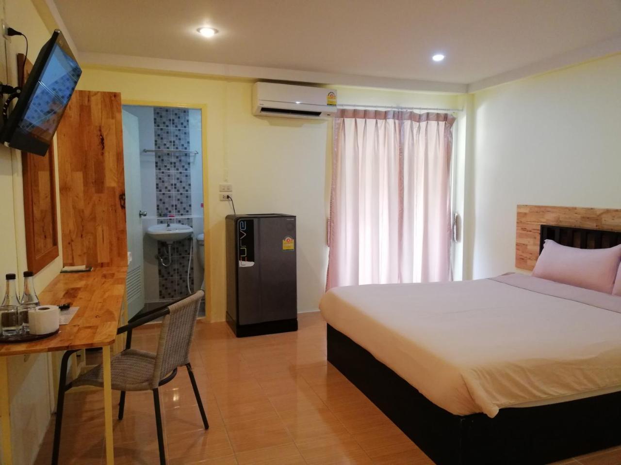 Rinradee Place Buri Ram Exterior foto